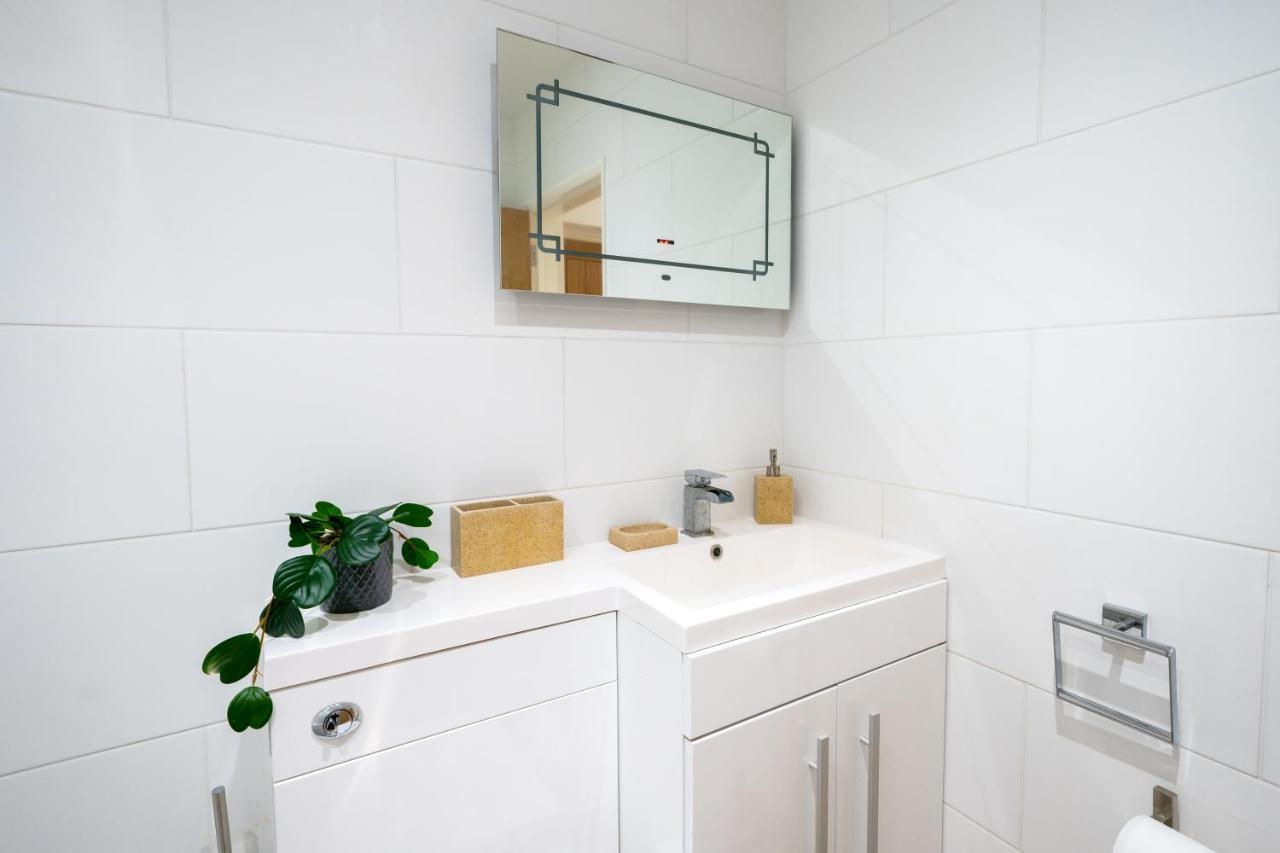 Villa Little House - Perfect For Exploring The Broads Acle Esterno foto